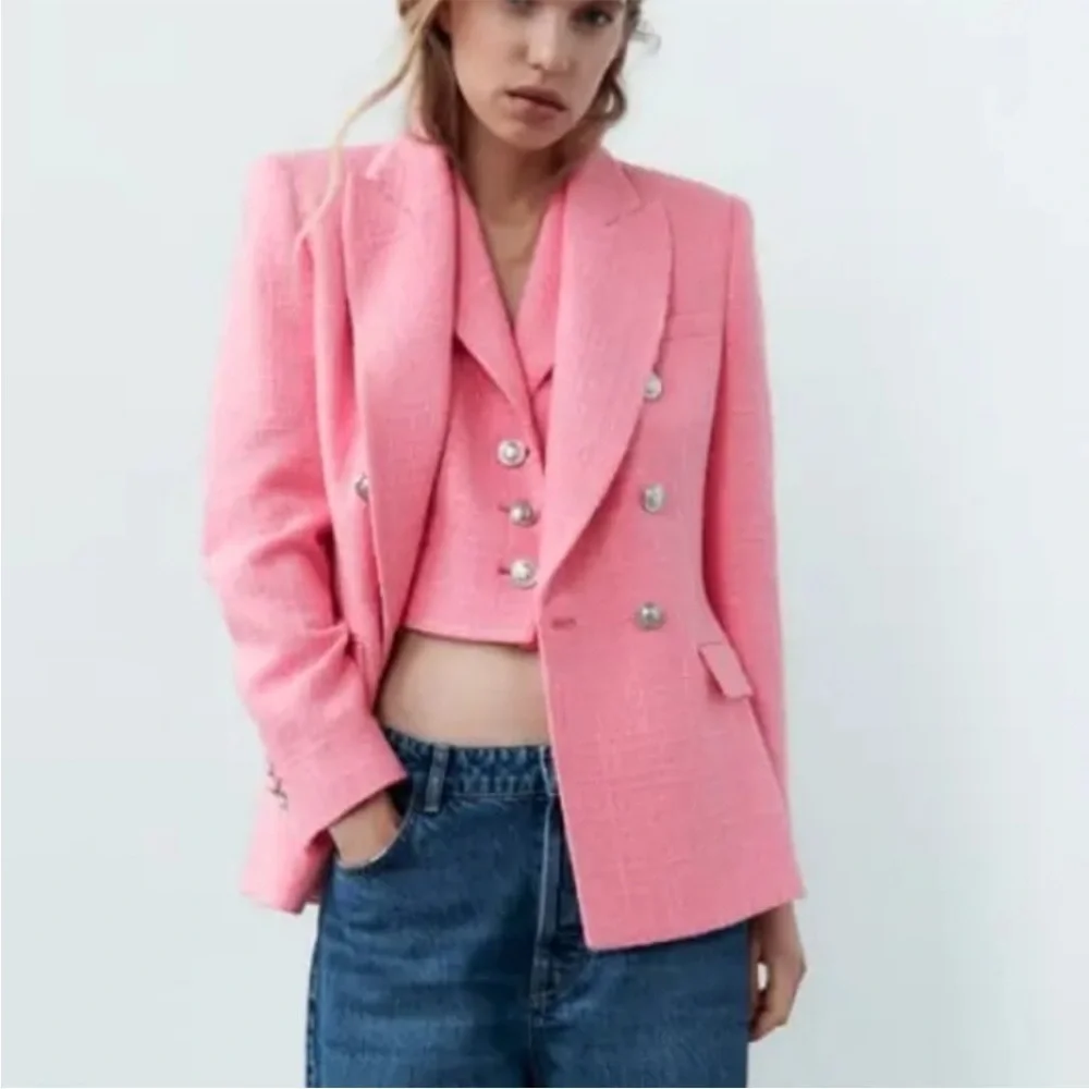 VIRAL NEW ZARA DOUBLE BREASTED BLAZER
🚨FIRM PRICE NO DISCOUNT ON tHIS BLAZER - Picture 12 of 15
